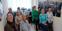 С нововолковскими пенсионерами говорили о русских платках - РузаРИА