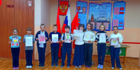 Символы семьи рисовали колюбакинские школьники - РузаРИА