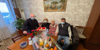 Партийцы приняли участие в акции «С Новым годом, ветеран!» - Рузский городской округ