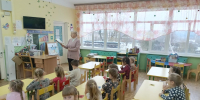 Орешковские детсадовцы раскрашивали фигурки морских обитателей - РузаРИА