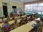 Орешковским детсадовцам прочитали сказки Елены Ульевой