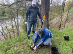 Партийцы приняли участие во Всероссийском субботнике на «Городке»