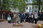 Депутат Андрей Рыбальченко в Дорохово возложил цветы к мемориалу Великой Отечественной войны