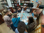 Сытьковские школьники занимаются творчеством на каникулах