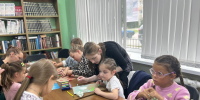 Для юных тучковцев провели арт-терапевтический мастер-класс «Одуванчики» - РузаРИА
