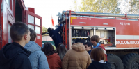 Тучковские школьники побывали в гостях у пожарных ГКУ МО «Мособлпожспас» - РузаРИА