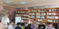 Для юных ружан провели мастер-класс «Подарок учителю»   - РузаРИА